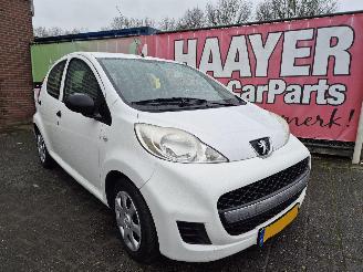 krockskadad bil auto Peugeot 107 1.0 12v xr 2011/6