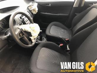 Hyundai I-20 i20, Hatchback, 2008 / 2015 1.2i 16V picture 14