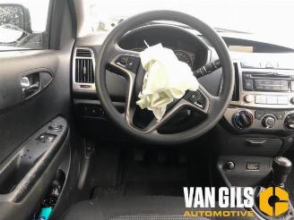 Hyundai I-20 i20, Hatchback, 2008 / 2015 1.2i 16V picture 9