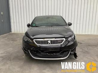 Salvage car Peugeot 308 308 (L3/L8/LB/LH/LP), Hatchback 5-drs, 2013 / 2021 1.2 12V e-THP PureTech 130 2017/5