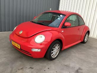 krockskadad bil auto Volkswagen Beetle  2001/12