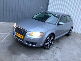 krockskadad bil auto Audi A3  2005/10
