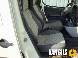 Fiat Doblo Doblo Cargo (223), Van, 2001 / 2010 1.4 picture 15