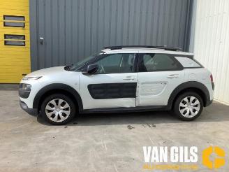 rozbiórka samochody osobowe Citroën C4 cactus C4 Cactus (0B/0P), Hatchback 5-drs, 2014 1.2 PureTech 82 12V 2015/7