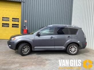  Mitsubishi Outlander  2009