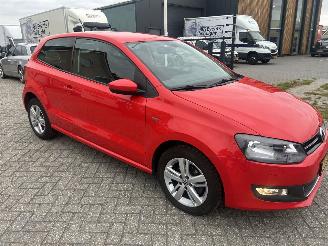 krockskadad bil auto Volkswagen Polo 1.2 12v Comfortline 2013/11