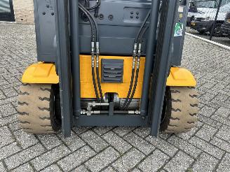 Jungheinrich  EFG 220 330ZZ picture 20