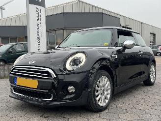 Schadeauto Mini One One Salt Business 2015/11