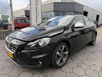 Auto incidentate Volvo V-40 1.6 T3 R-Design 2014/5