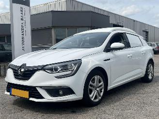 krockskadad bil bedrijf Renault Megane 1.5 116PK 2019/6