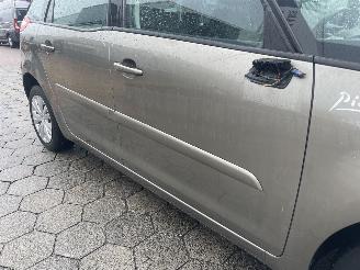 Citroën C4 Picasso 1.6 VTi Image 5p. picture 8