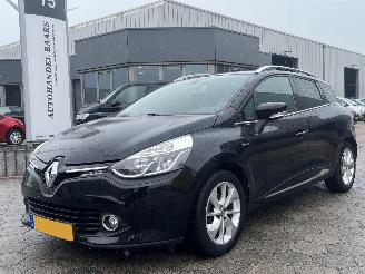 krockskadad bil auto Renault Clio Estate 0.9 TCe Limited 2016/5