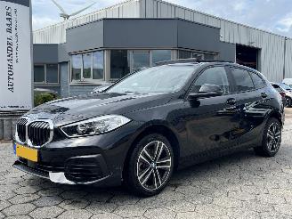 Avarii autoturisme BMW 1-serie 116i SPORT AUTOM PANO 2023/9