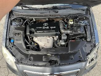 Toyota Avensis Wagon 2.0 VVTi Linea Sol picture 7