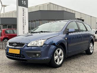 Avarii autoturisme Ford Focus Wagon 1.6-16V Futura 2005/7