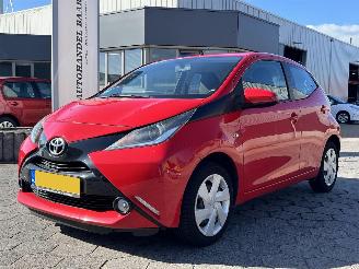  Toyota Aygo 1.0 VVT-i x-play 2015/11