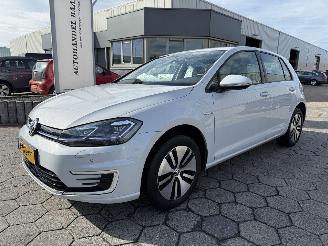 Voiture accidenté Volkswagen e-Golf 100 kw 2019/1