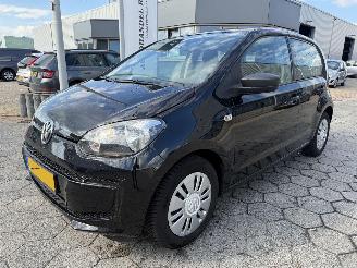 Damaged car Volkswagen Up! 1.0 take up! BlueMotion 2016/7