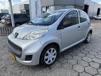 Coche accidentado Peugeot 107 1.0-12V XR 2011/8