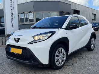 uszkodzony samochody osobowe Toyota Aygo X 1.0 VVT-i MT Play 2024/5