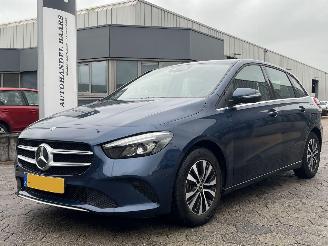 uszkodzony samochody osobowe Mercedes B-klasse 200 Business Solution Plus AUTOMAAT 2019/8