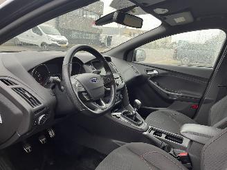 Ford Focus 1.5 ST-Line picture 12