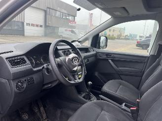 Volkswagen Caddy 2.0 TDI L1H1 BMT picture 16