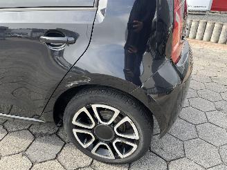 Volkswagen Up! 1.0 high up! BlueMotion picture 8