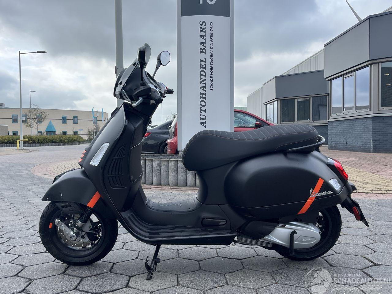 Vespa  GTS 300 SuperSport HPE