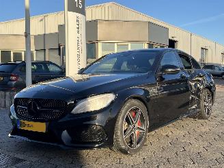 Vaurioauto  passenger cars Mercedes C-klasse AMG 43 4MATIC 367PK 4X4 2016/11