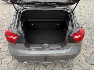 Mercedes A-klasse 180 Prestige picture 13