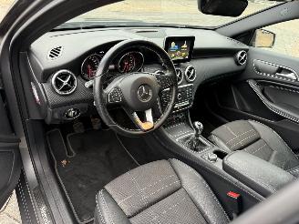 Mercedes A-klasse 180 Prestige picture 17