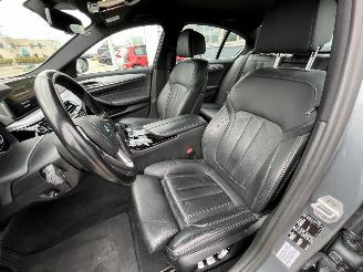 BMW 5-serie 520i High Executive picture 13