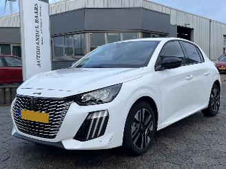 Schadeauto Peugeot 208 1.2 PureTech 100 Allure 2024/2