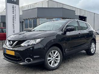krockskadad bil auto Nissan Qashqai 1.2 Acenta 2016/9
