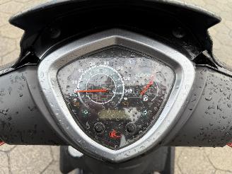 Kymco  200i Agility 16+ ABS picture 10