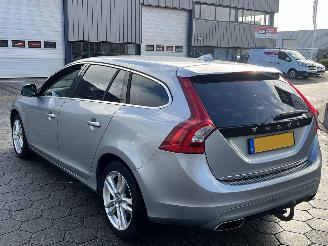 Volvo V-60 2.4 D6 AWD Plug-In Hybrid Summum picture 6