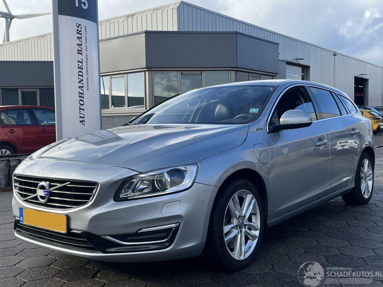 Volvo V-60 2.4 D6 AWD Plug-In Hybrid Summum