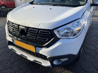 Dacia Lodgy 1.3 TCe Stepway 5p picture 9