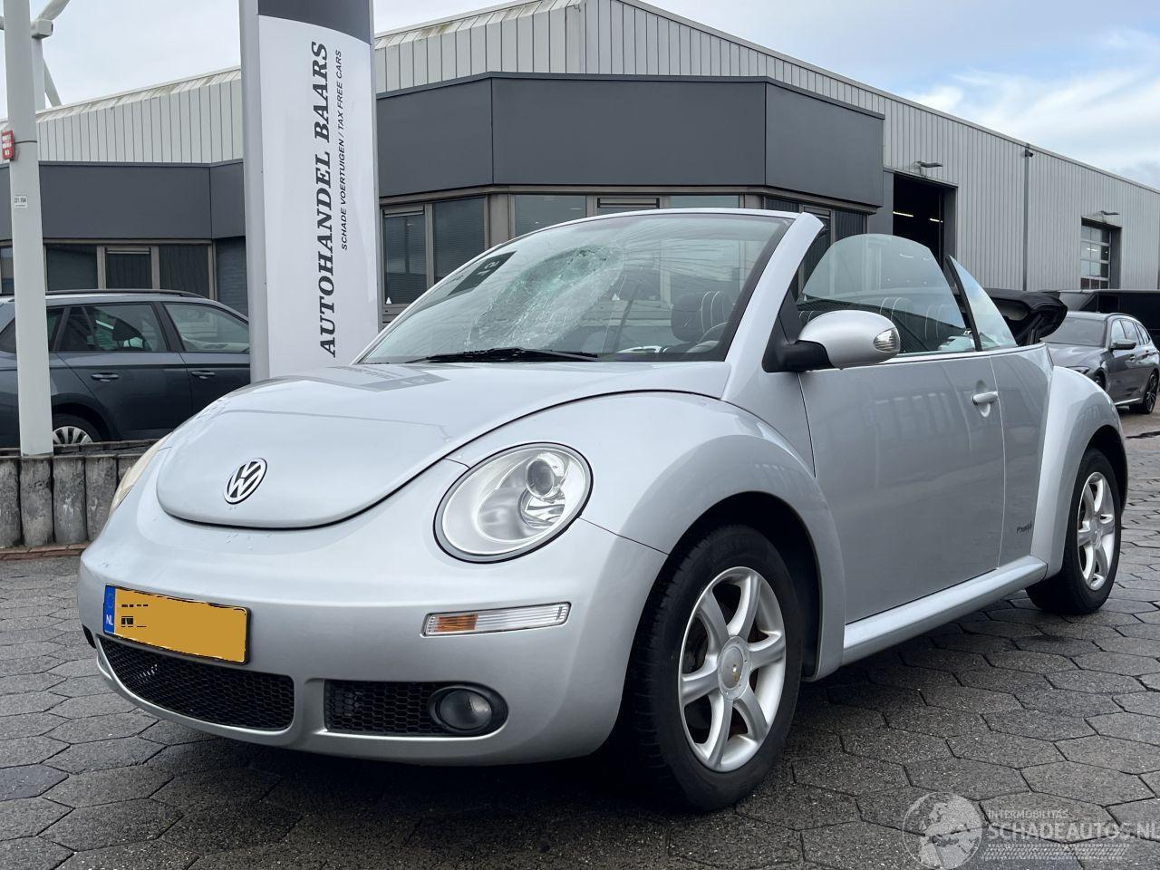 Volkswagen New-beetle Cabriolet 1.6 Trendline