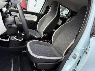 Renault Twingo 1.0 SCe Collection picture 10