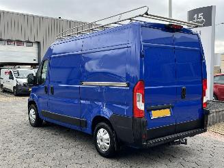 Peugeot Boxer 2.2 BlueHDi 140 S&S L2H2 3.3t picture 6
