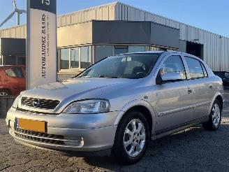 skadebil auto Opel Astra 1.6 Njoy AUTOMAAT 2004/1