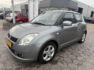 skadebil auto Suzuki Swift 1.5 Exclusive 2006/2