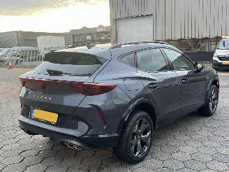 Voiture accidenté Cupra Formentor 1.5 TSI e-Hybrid copper edition 2025/8