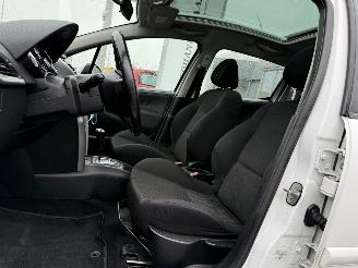 Peugeot 207 SW 1.6 VTi XS picture 9