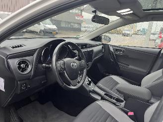 Toyota Auris 1.8 Hybrid Trend picture 13