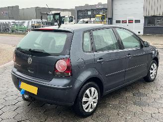 Volkswagen Polo 1.4-16V Optive picture 4