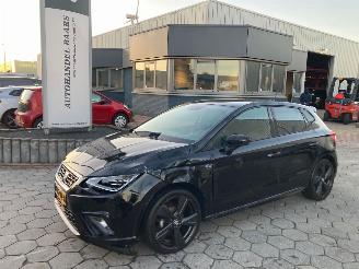 Coche accidentado Seat Ibiza 1.0 MPI Reference 2020/9