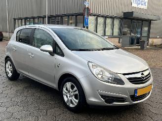 Opel Corsa 1.4-16V \'111\' Edition picture 3